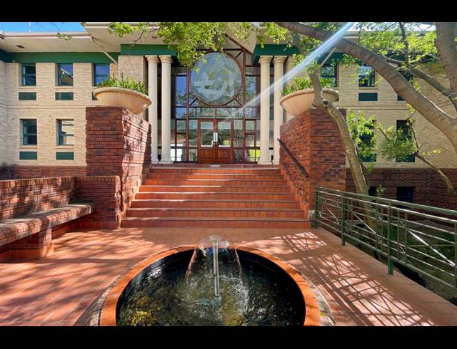 12M² OFFICE TO LET IN SUNNINGHILL